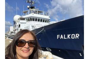Dr. Virmani in front of Schmidt Ocean Institute's research vessel Falkor in Fremantle, Australia prior to the vessel's departure for its Ningaloo Canyons expedition. © Schmidt Ocean Institute